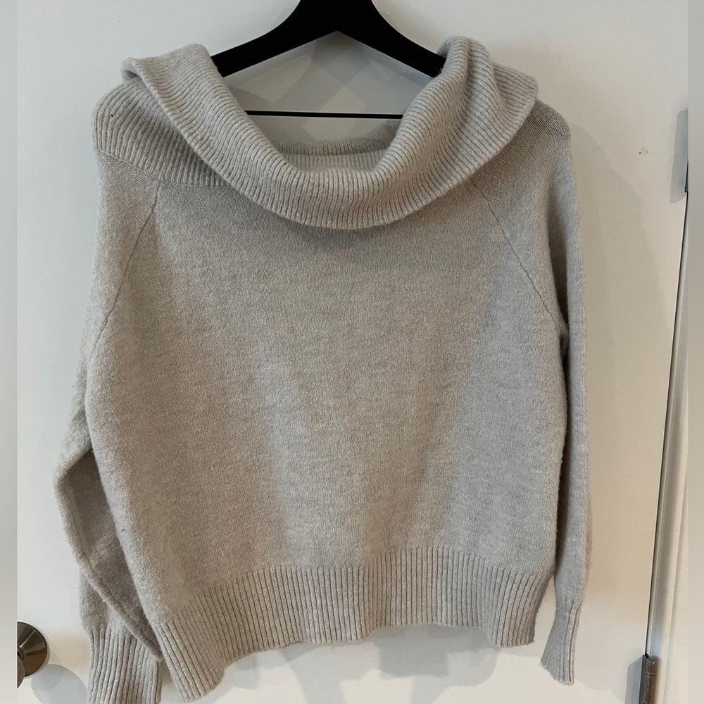 On or off the shoulder sweater H&M